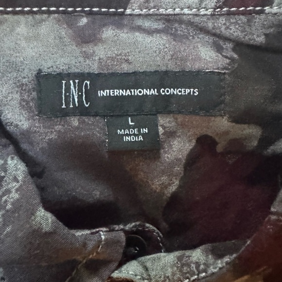 Printed Shirt Long Sleeved - Picture 2 of 3